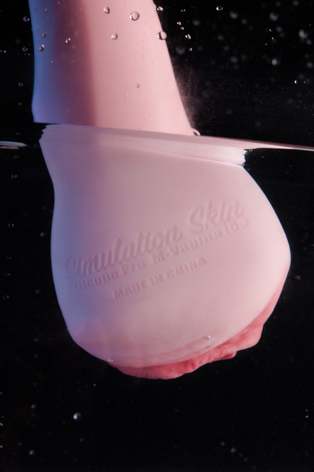 M-Vagina Climax Torso Silicone Masturbation Cup Cinnamon image1